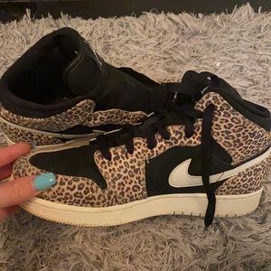 Air jordan 1 GS cheetah print MID